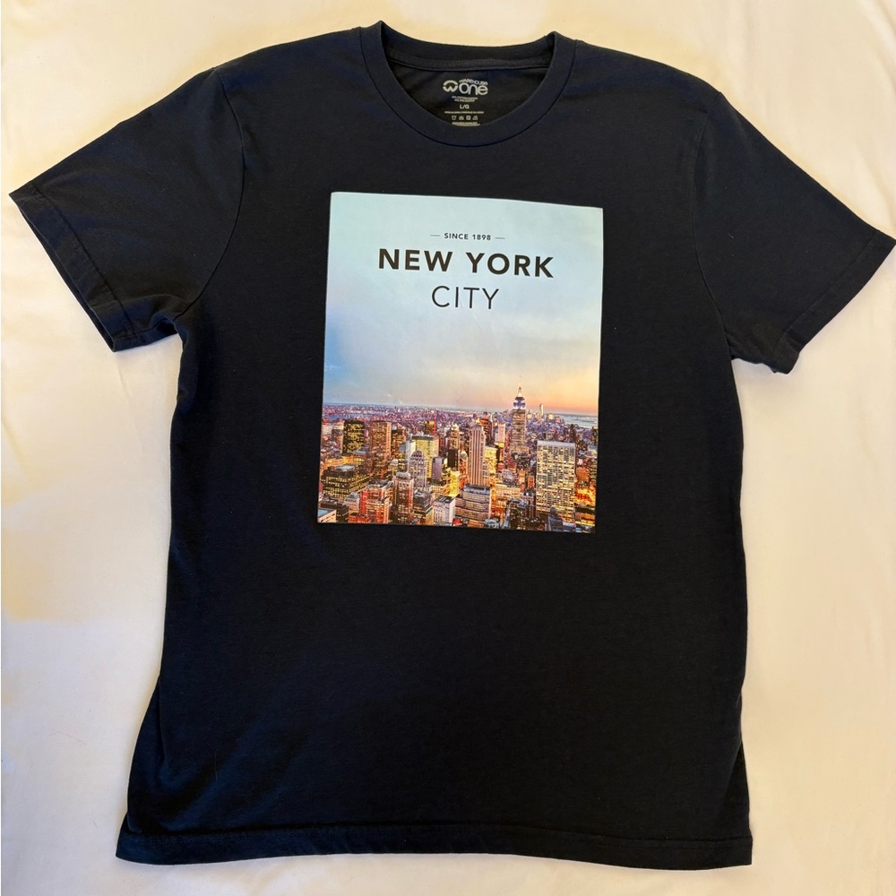 Warehouse One NYC New York City Skyline Graphic Tee Shirt Blue Size Large